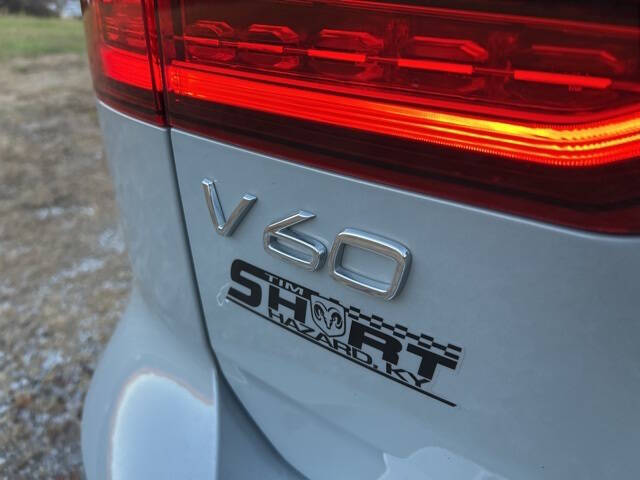 2024 Volvo V60 Cross Country B5 Plus