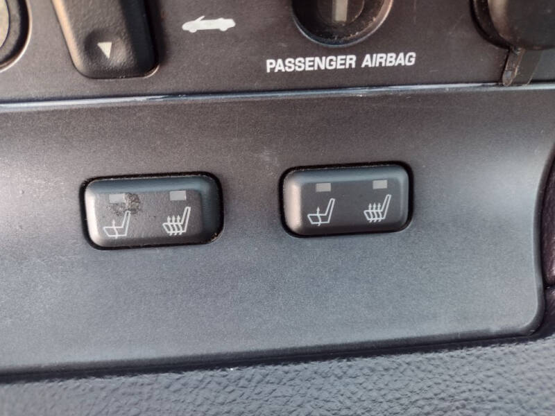 2003 Ford Thunderbird