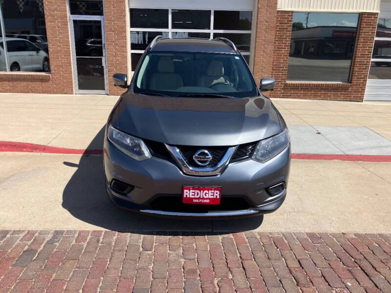 2016 Nissan Rogue SV