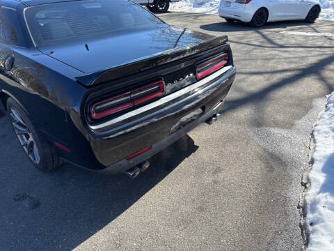 2015 Dodge Challenger SRT 392