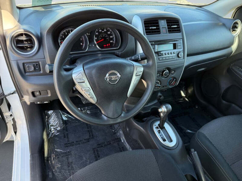 2018 Nissan Versa