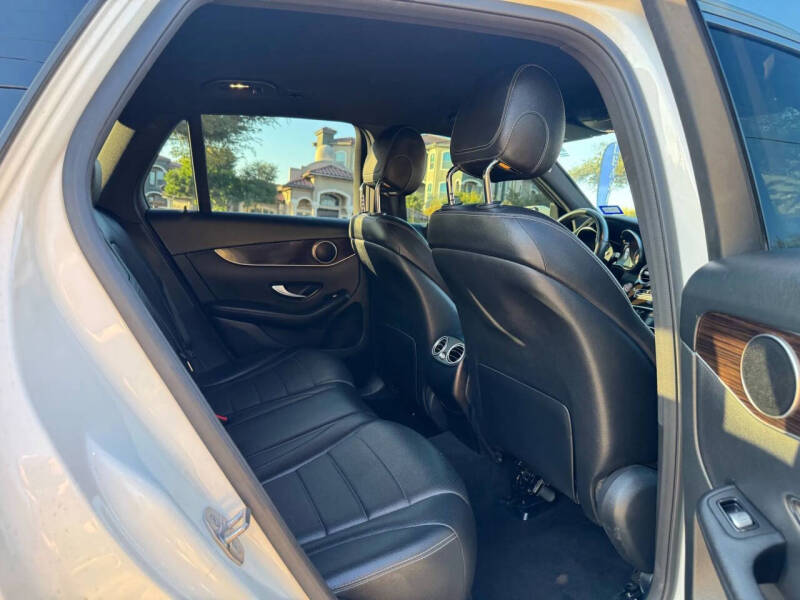 2020 Mercedes-Benz GLC GLC 300