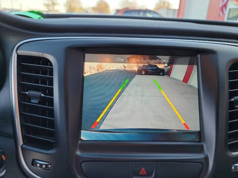 2017 Chrysler 200 Limited