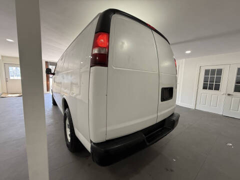 2017 Chevrolet Express 2500