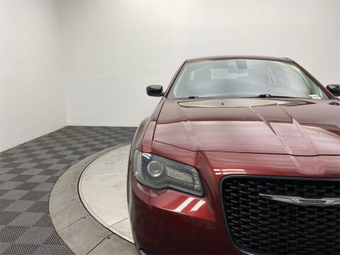 2019 Chrysler 300 Touring