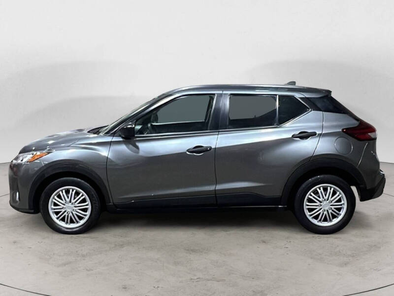 2021 Nissan Kicks S