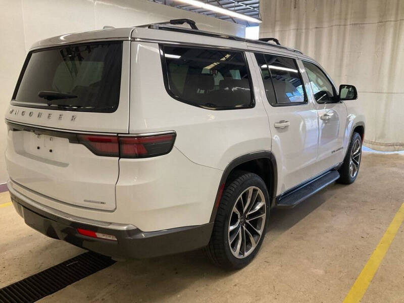 2022 Jeep Wagoneer Series II