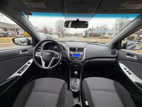 2012 Hyundai Accent GS