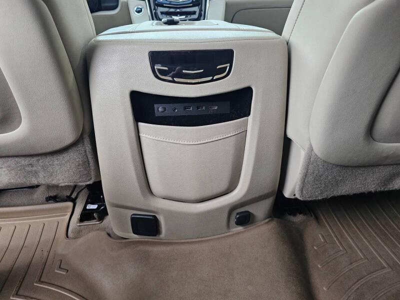 2018 Cadillac Escalade ESV Premium Luxury