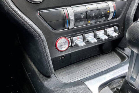 2021 Ford Mustang EcoBoost