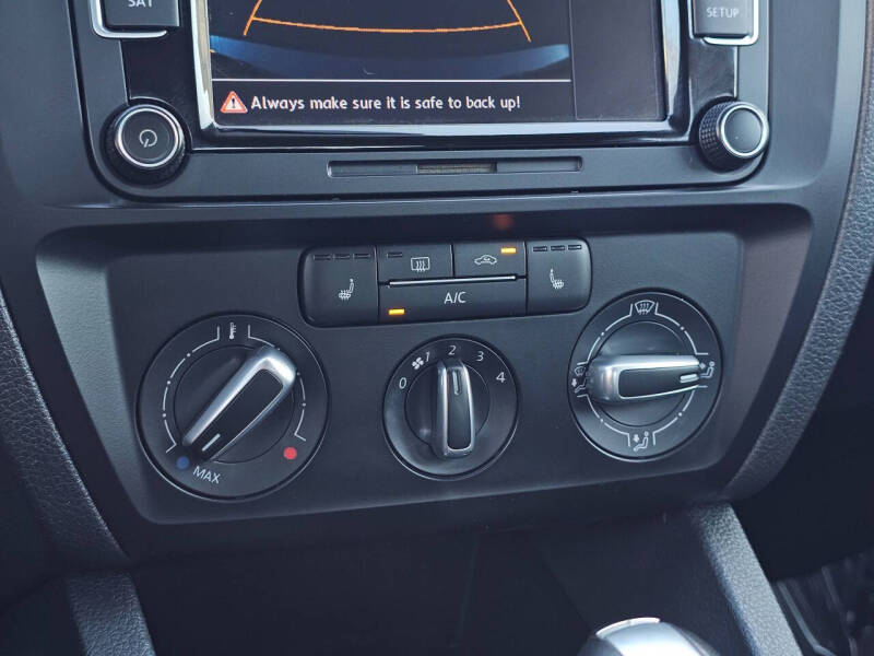 2015 Volkswagen Jetta