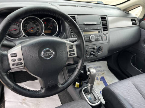 2009 Nissan Versa 1.8 SL