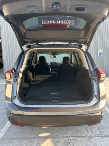 2025 Nissan Rogue SV