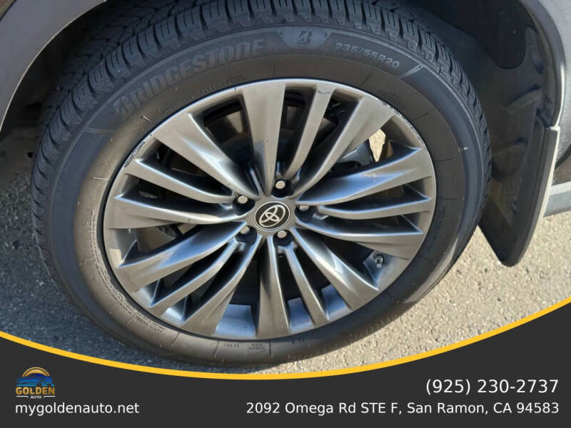 2022 Toyota Highlander Platinum