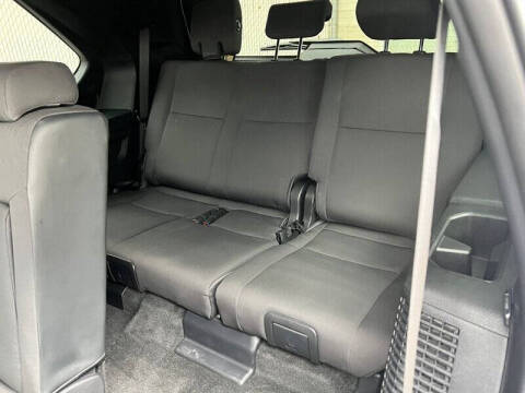 2025 Toyota Sequoia SR5