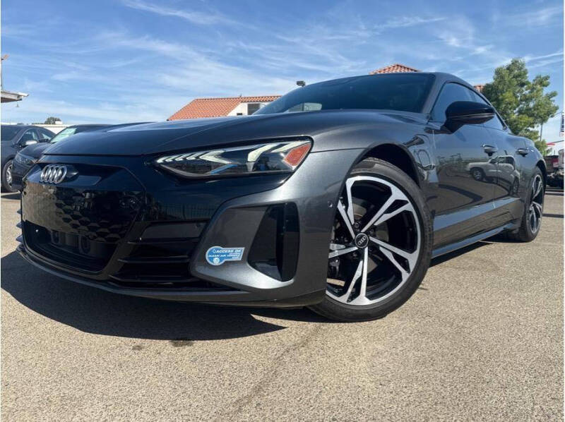 2022 Audi e-tron GT Prestige's photo