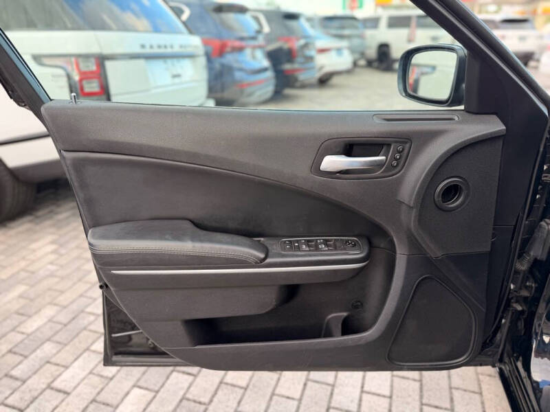 2020 Dodge Charger SXT