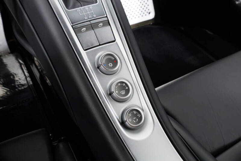 2004 Porsche Carrera GT