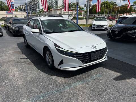 2021 Hyundai Elantra for sale at THE SHOWROOM in Miami FL