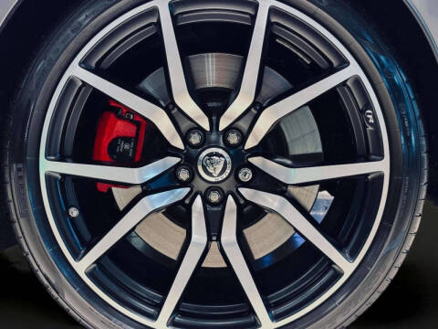 2024 Jaguar F-TYPE P575 R75