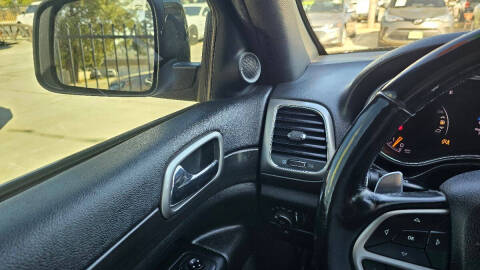 2017 Jeep Grand Cherokee Altitude