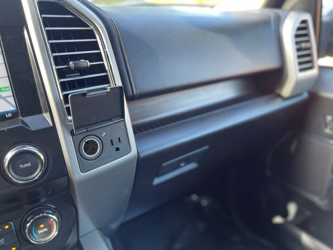 2015 Ford F-150  - $17,123