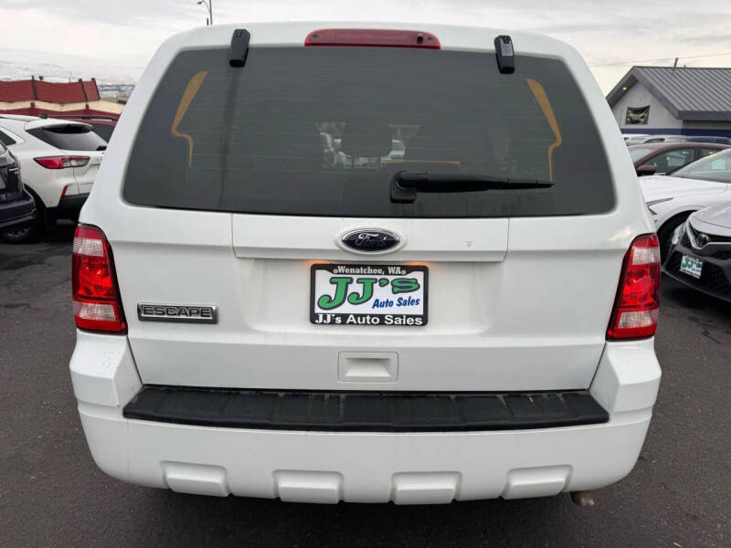 2011 Ford Escape XLS