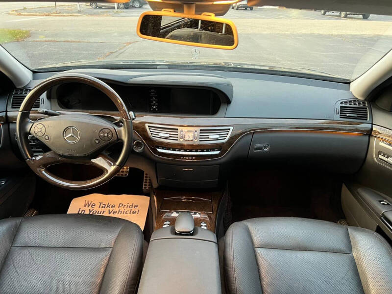 2011 Mercedes-Benz S-Class S 400 Hybrid