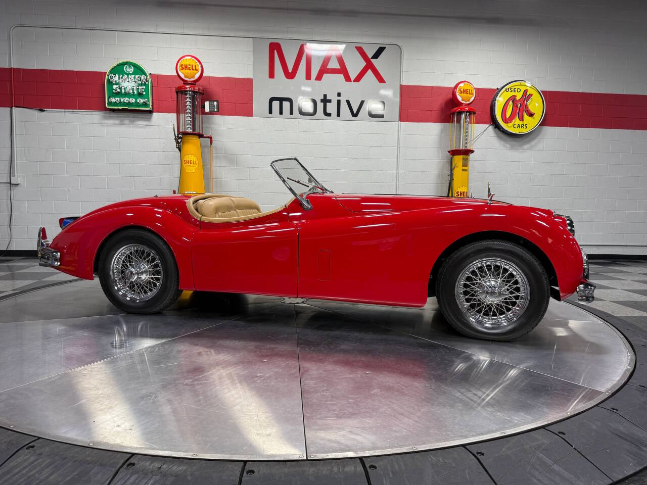 1956 Jaguar XK 140 Roadster 16