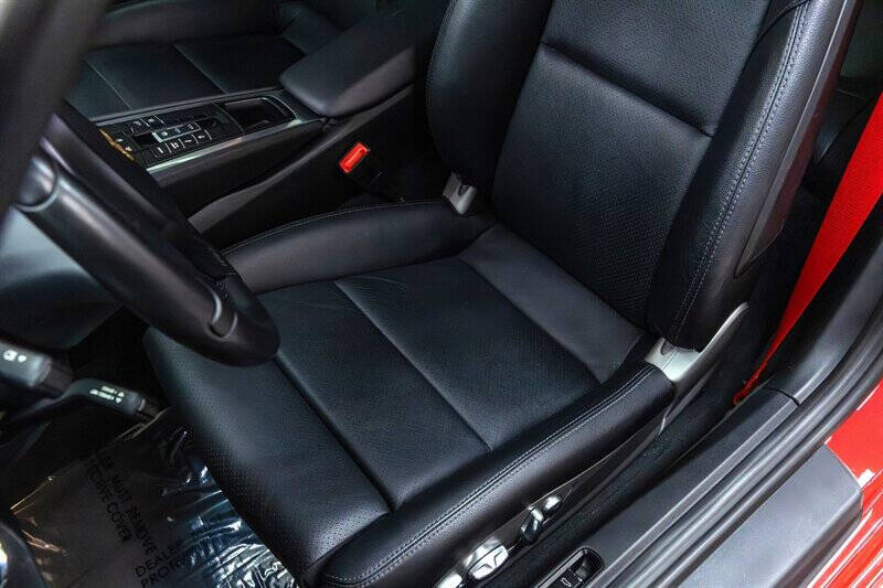 2015 Porsche 911 Carrera