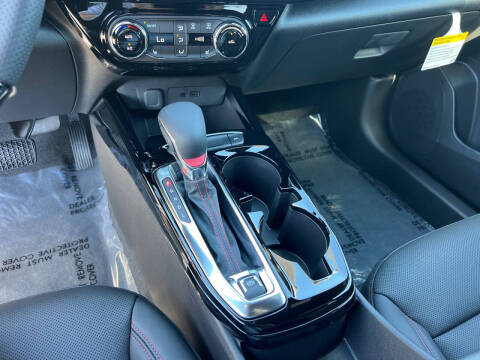 2025 Chevrolet Trax RS