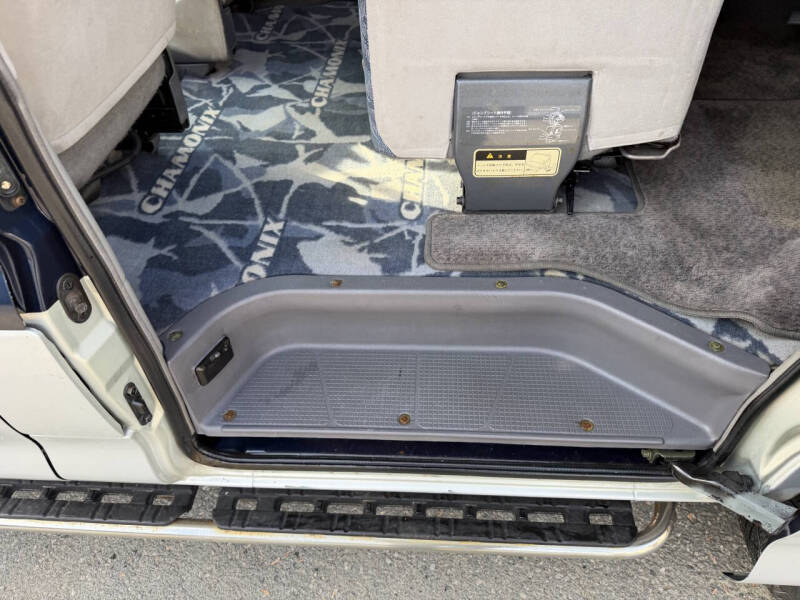 1996 Mitsubishi Delica