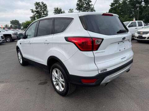 2019 Ford Escape SE