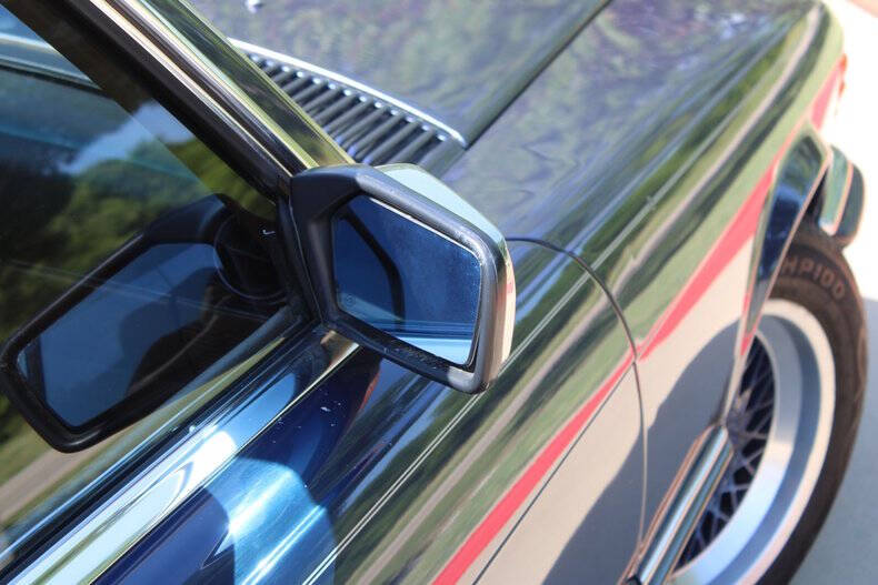 1985 Mercedes-Benz 500-Class