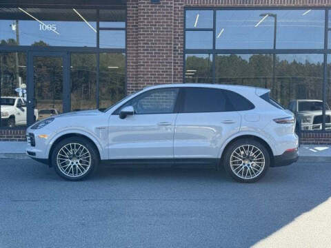 2022 Porsche Cayenne E-Hybrid Platinum Edition