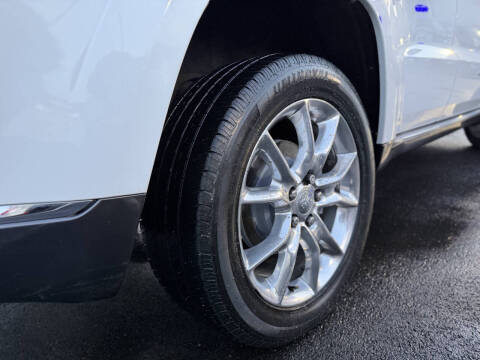 2016 Jeep Grand Cherokee Summit