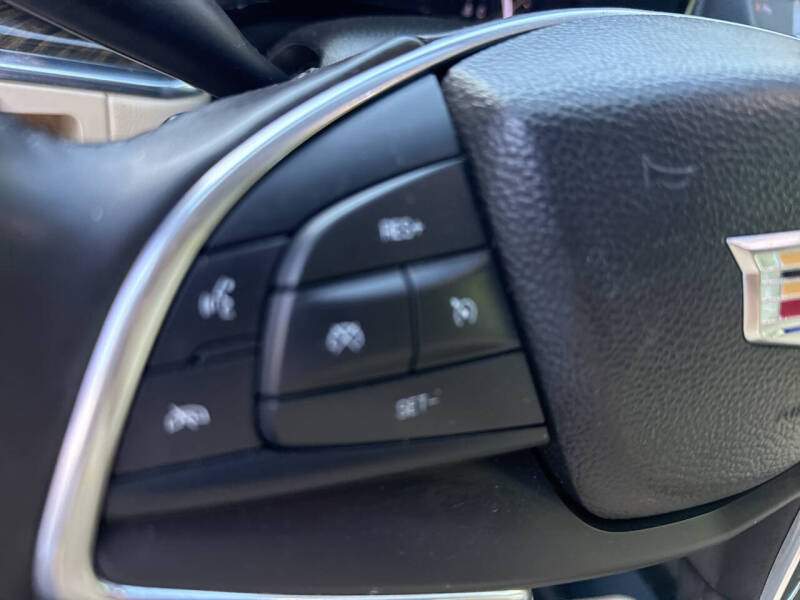 2017 Cadillac XT5