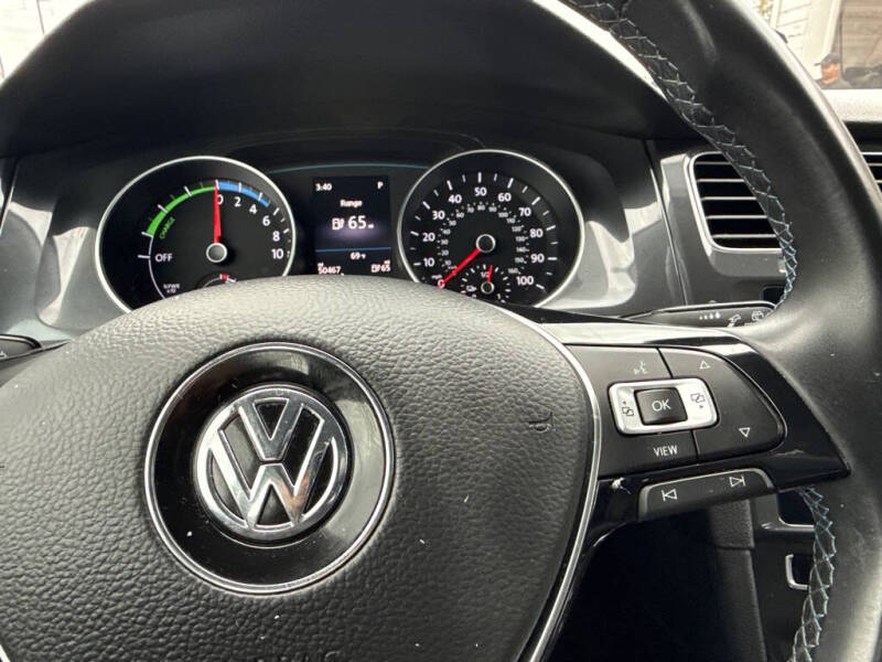 2019 Volkswagen e-Golf SE