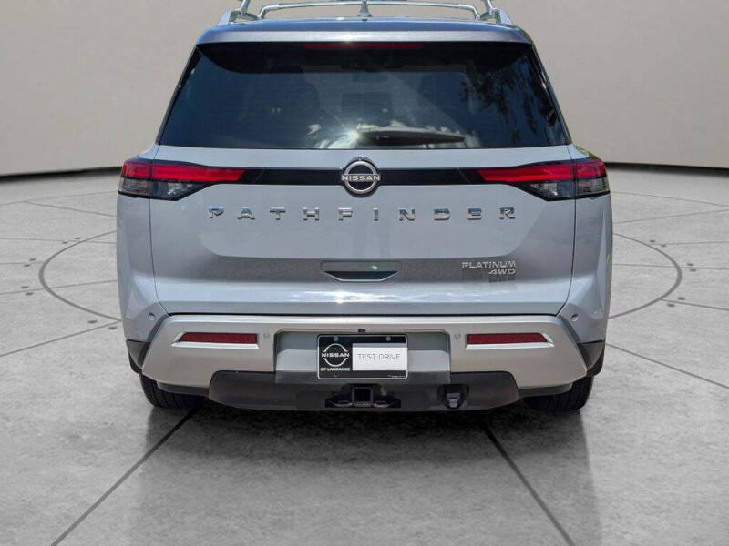 2023 Nissan Pathfinder Platinum