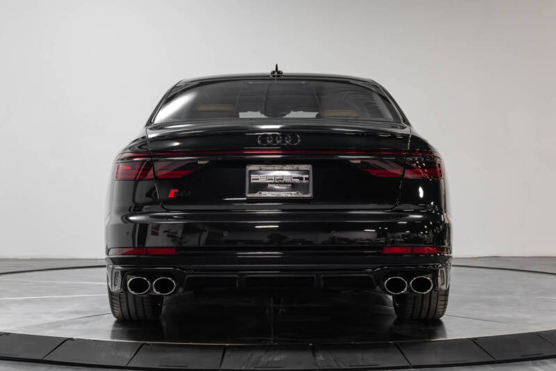 2023 Audi S8 4.0T quattro