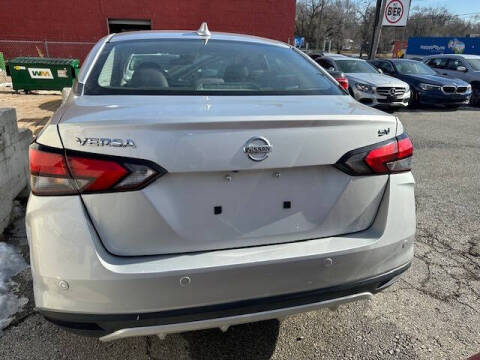 2021 Nissan Versa SV