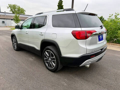 2017 GMC Acadia SLT-1