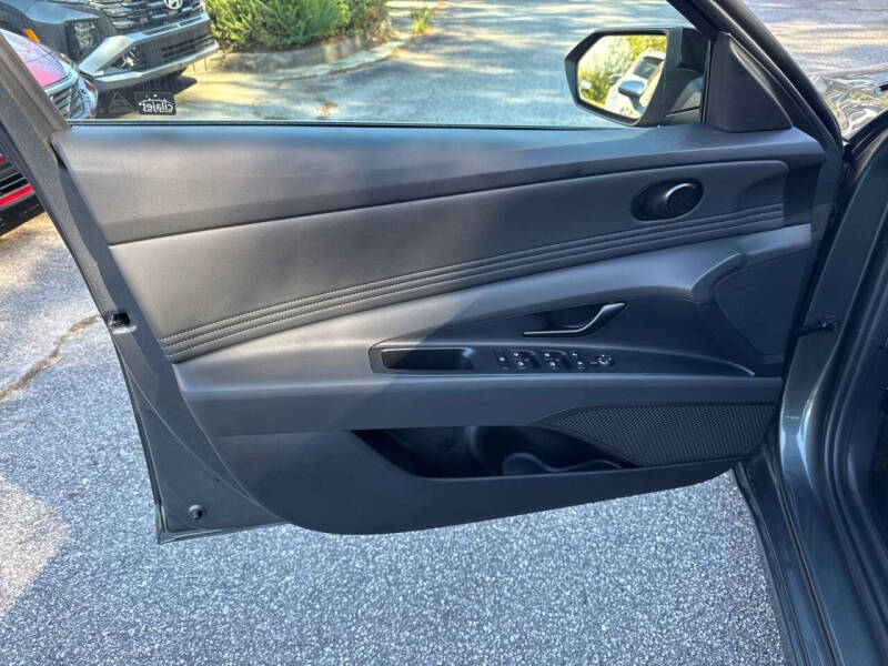 2026 Hyundai Elantra SEL Sport