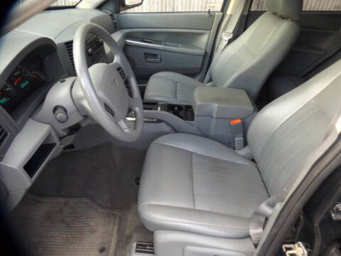 2005 Jeep Grand Cherokee Laredo