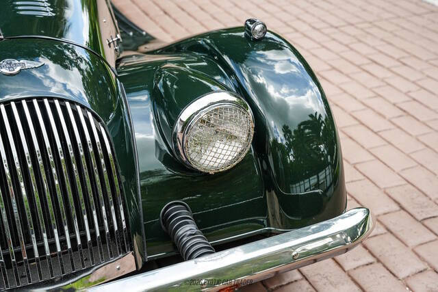 1998 Morgan Plus 8