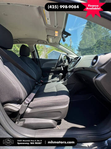 2017 Chevrolet Sonic LT Auto