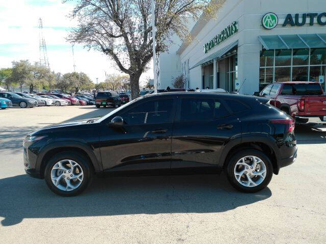 2025 Chevrolet Trax LS