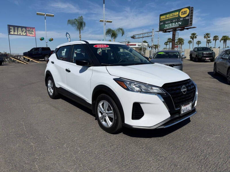 2025 Nissan Kicks Play S
