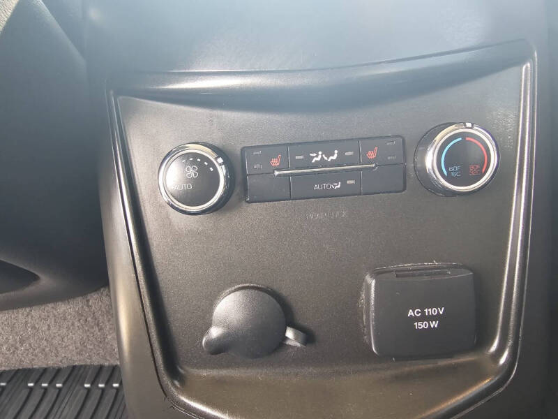 2016 Lincoln MKT EcoBoost