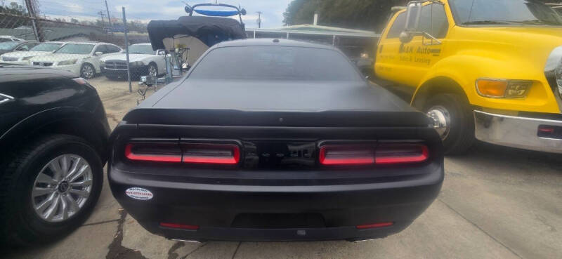 2023 Dodge Challenger SXT